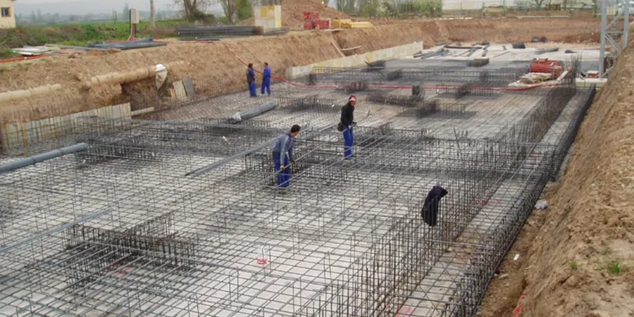 Shallow Foundation Design on the Sensitive Clays of Laval, Quebec